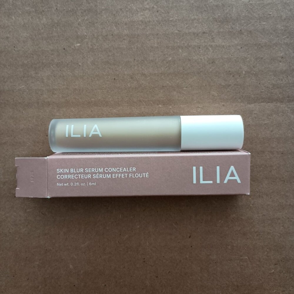 NEW Ilia Skin Blur Serum Concealer in shade 12O Gauze
